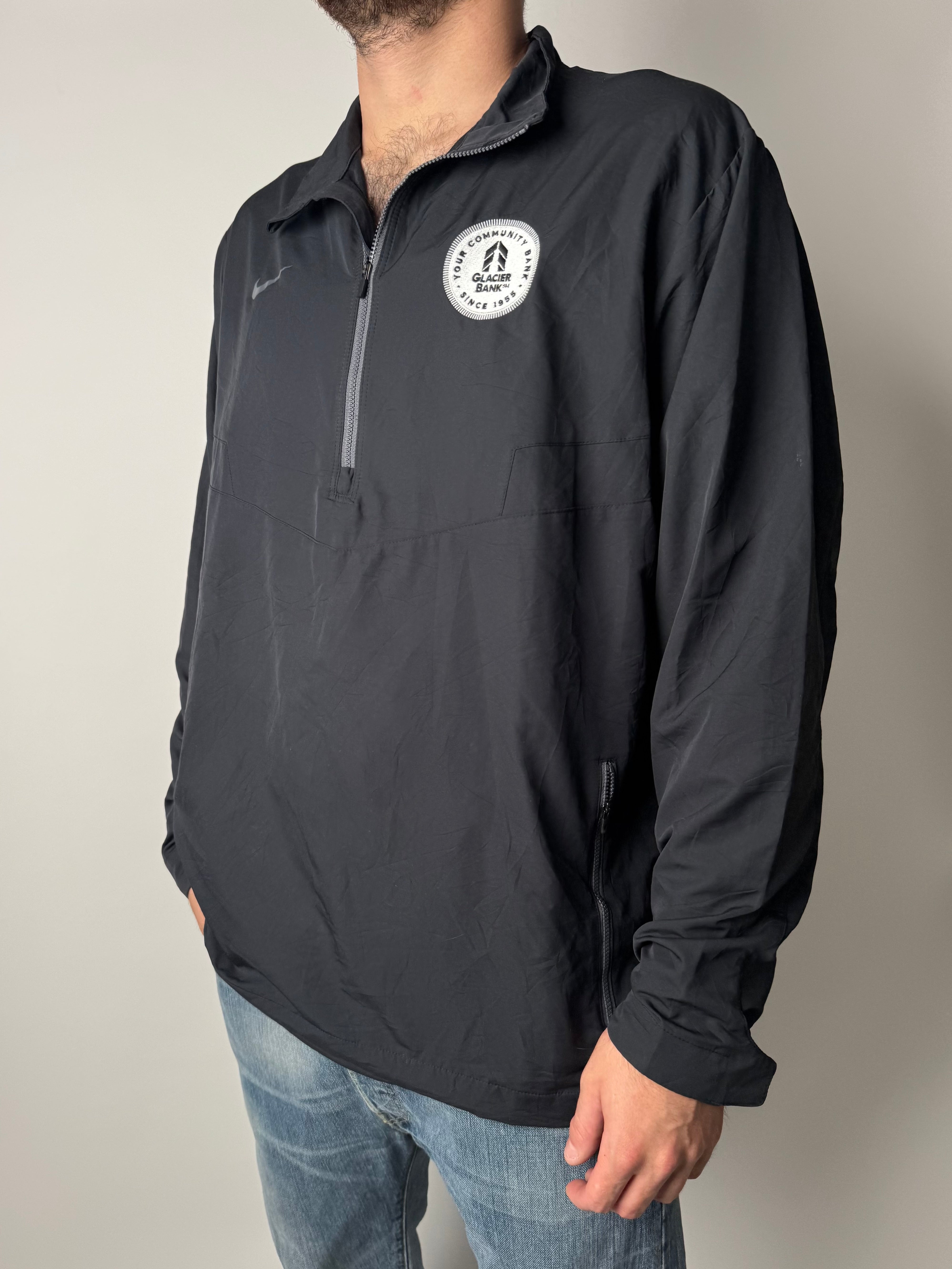 ג׳קט ספורט שליש רוכסן Nike (L)