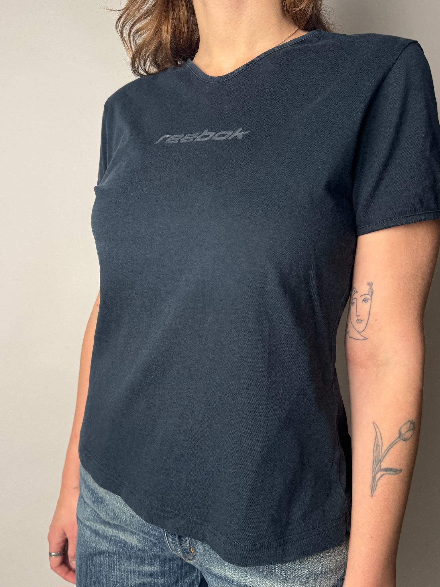 טי שרט שחורה (L) Reebok