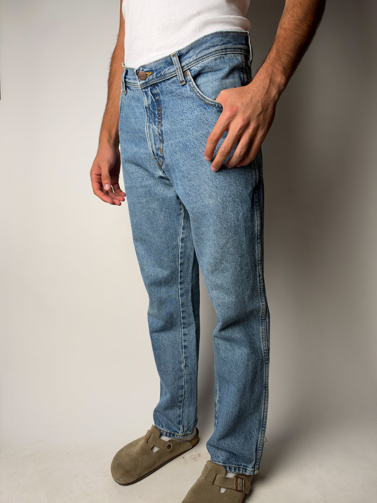 ג׳ינס בהיר Wrangler (44)