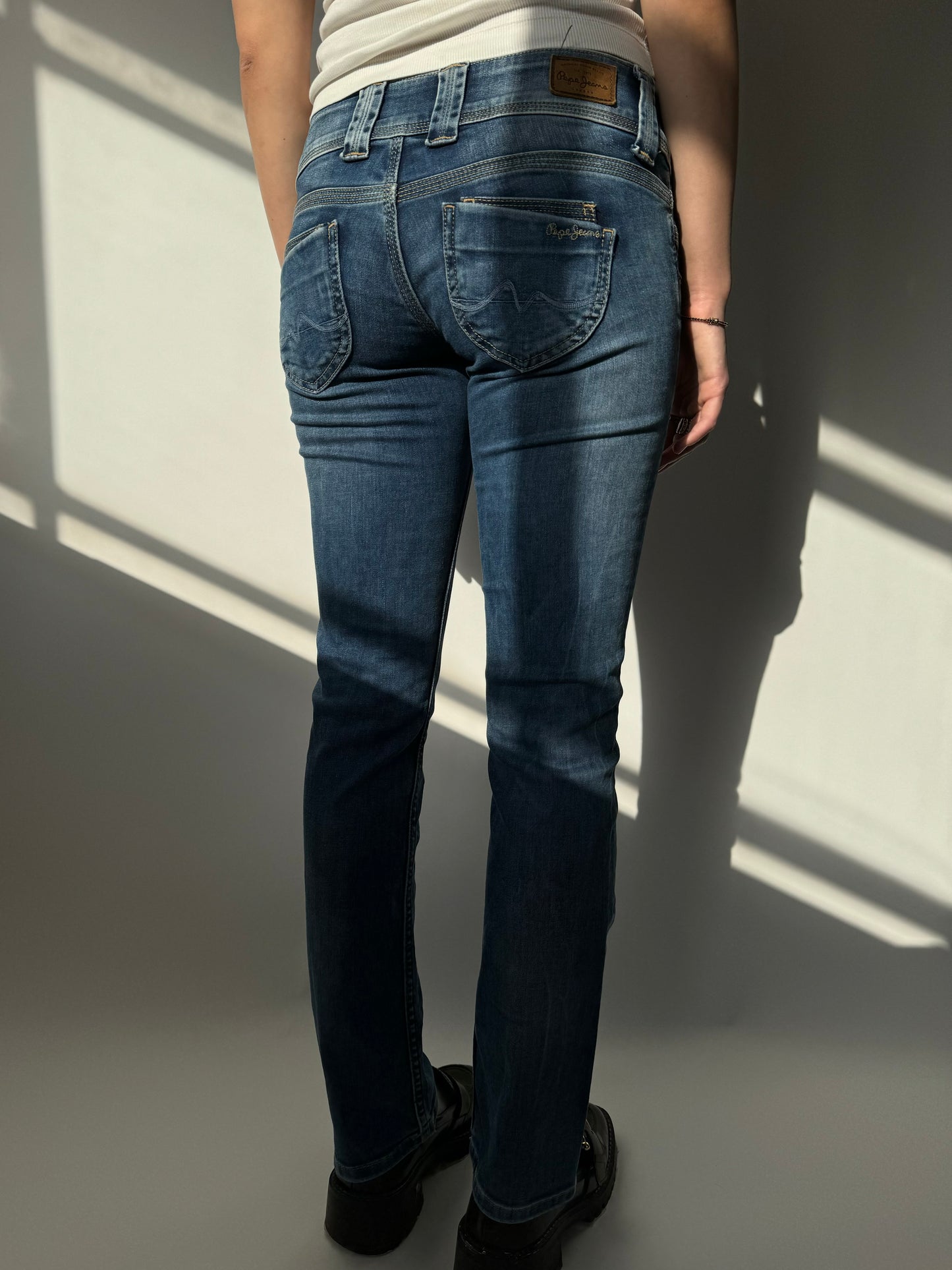 ג׳ינס בגזרה צמודה-ישרה Pepe jeans (36)