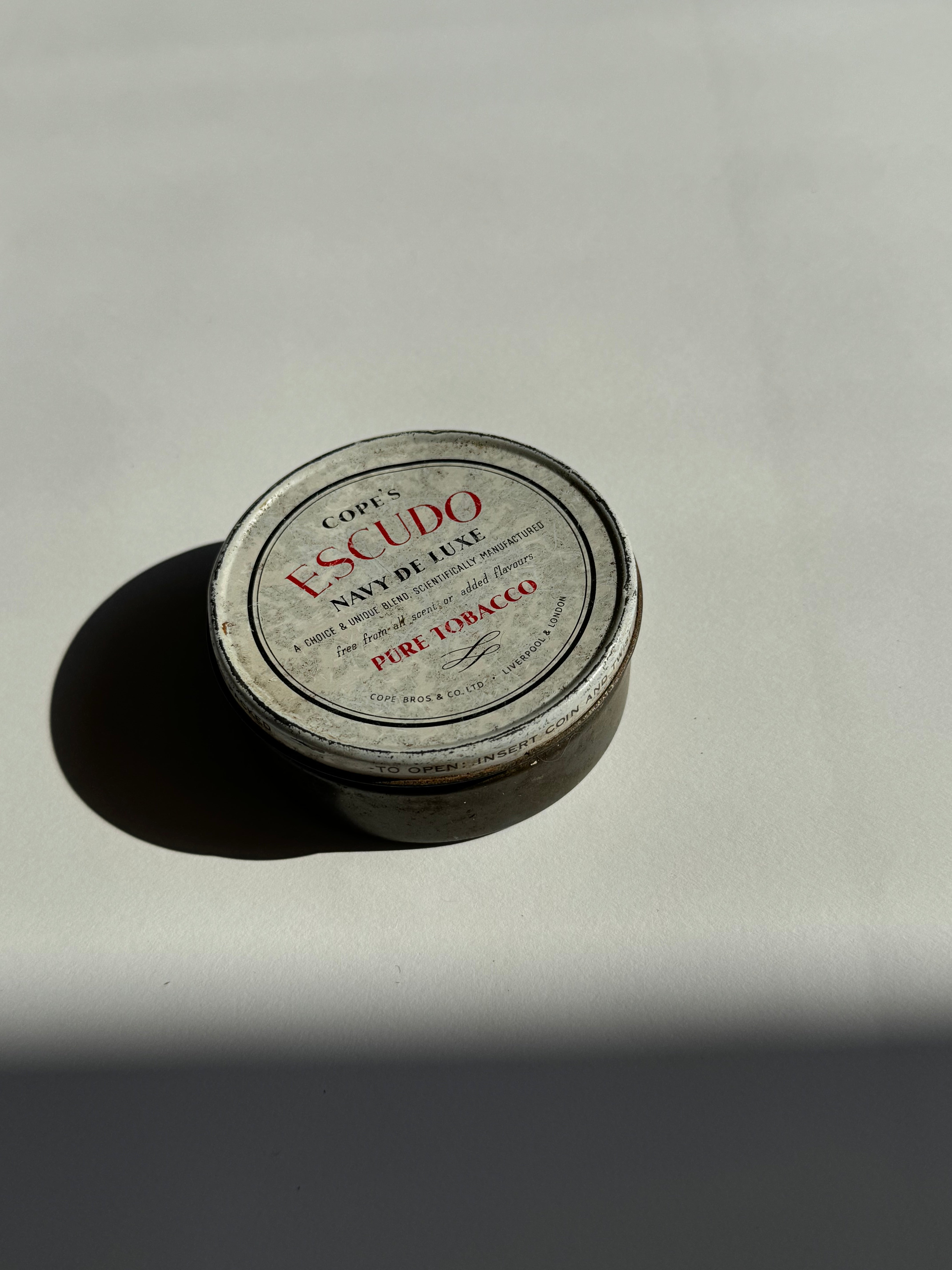 קופסת טבק וינטג׳ Cope's Escudo