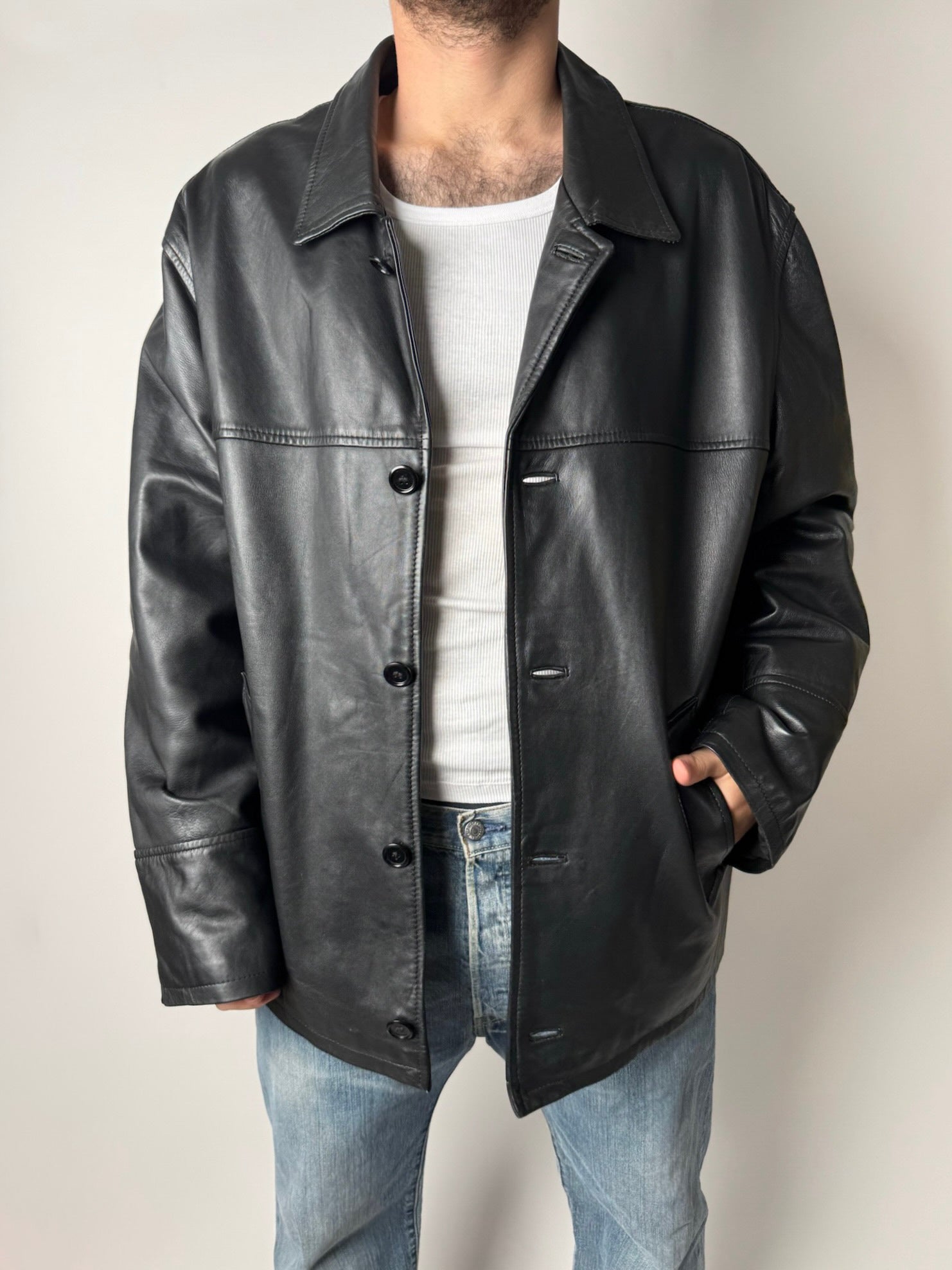 מעיל עור שחור (XL)