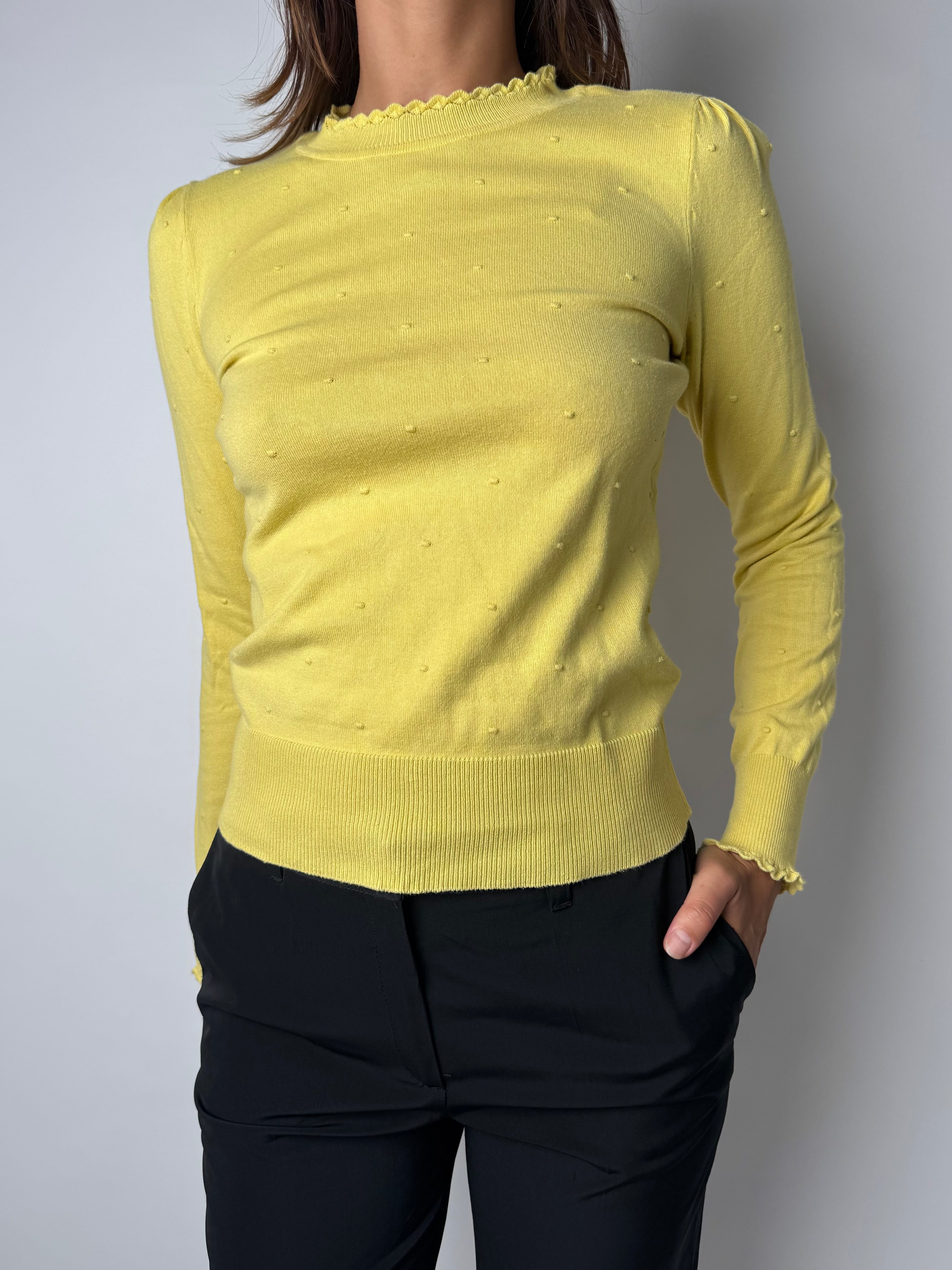 סריג צהוב בטקסטורת נקודות (S)