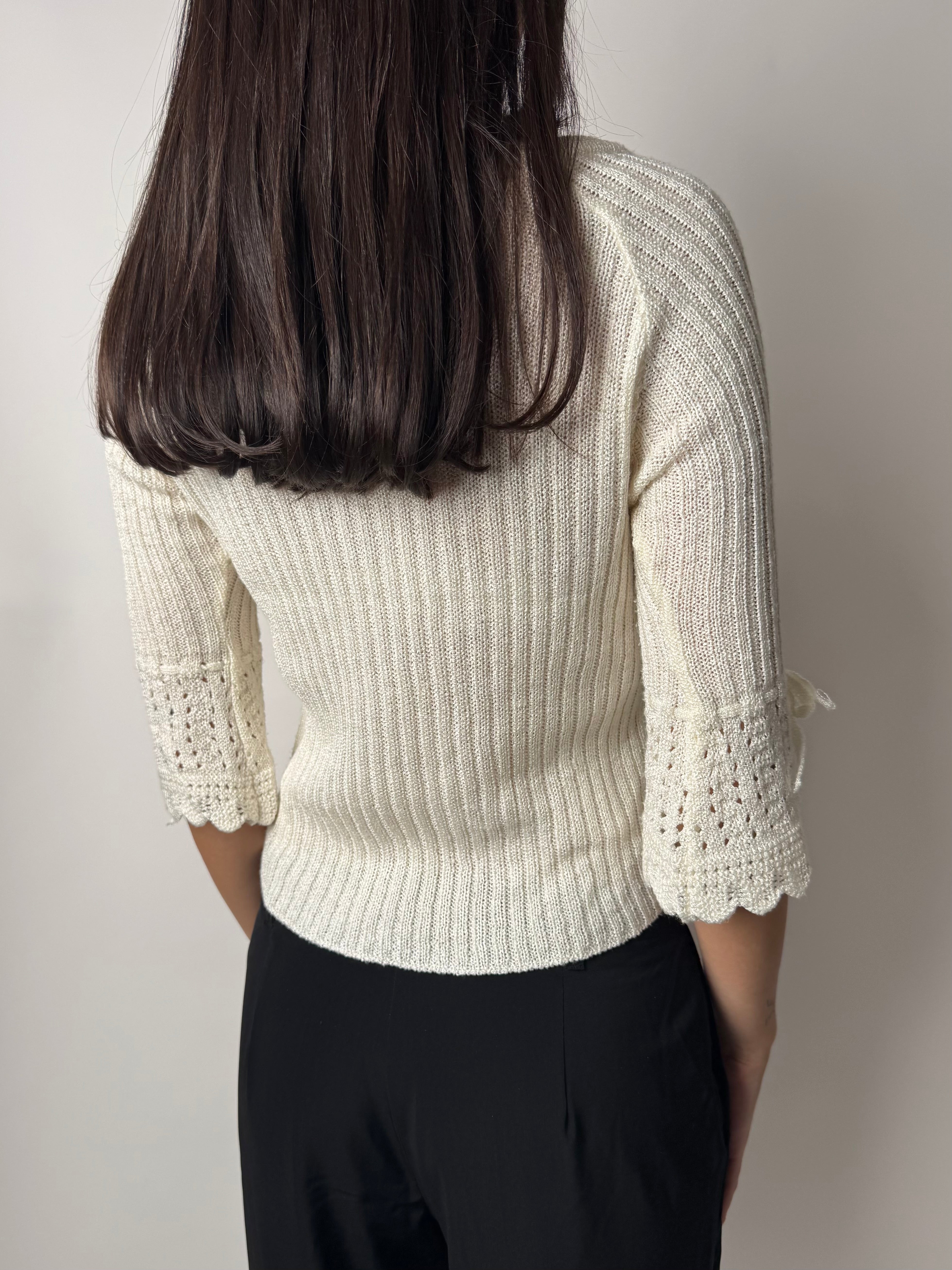 חולצת סריג לבנה (S-M)