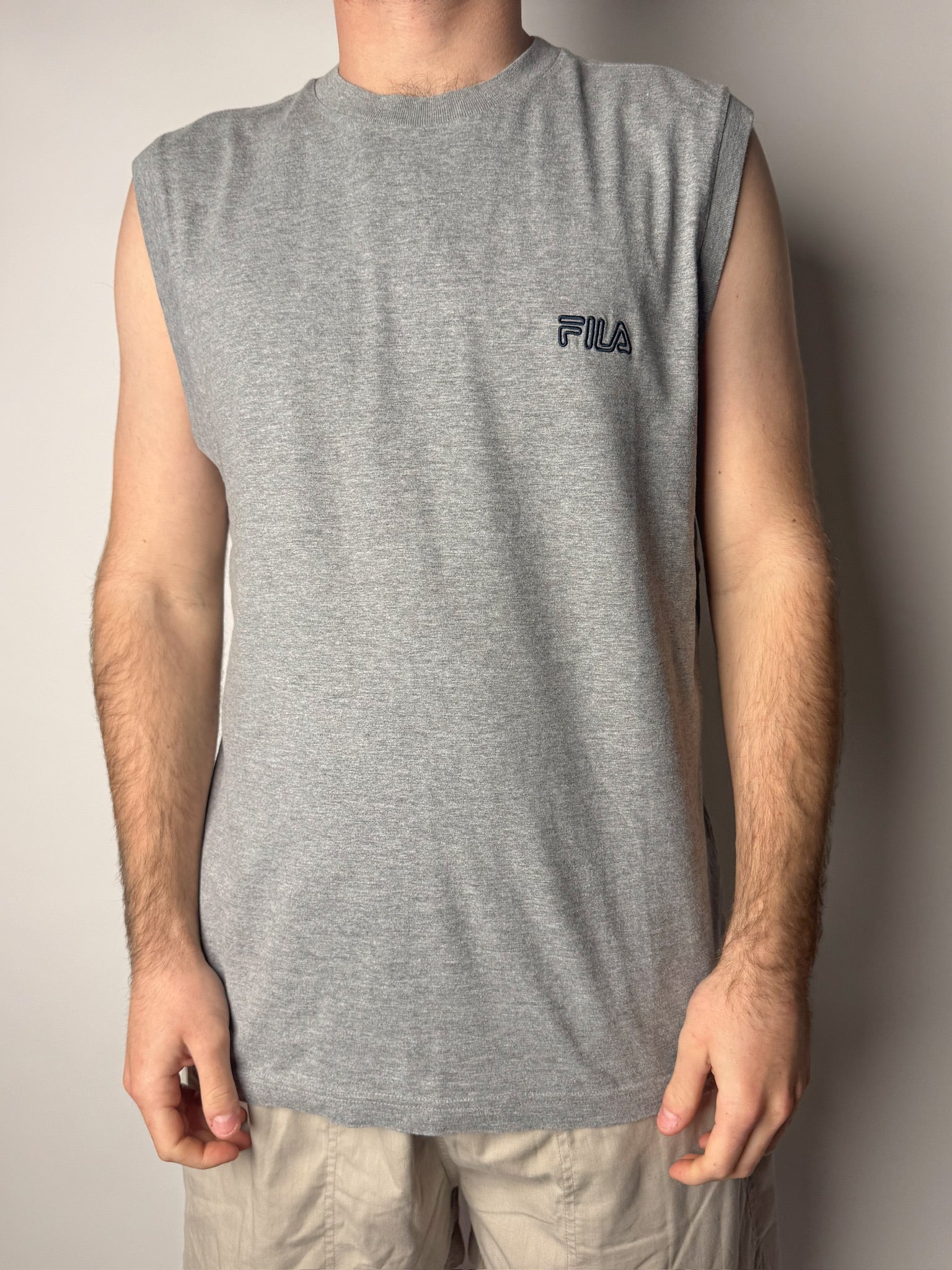 גופיית לוגו FILA (L)