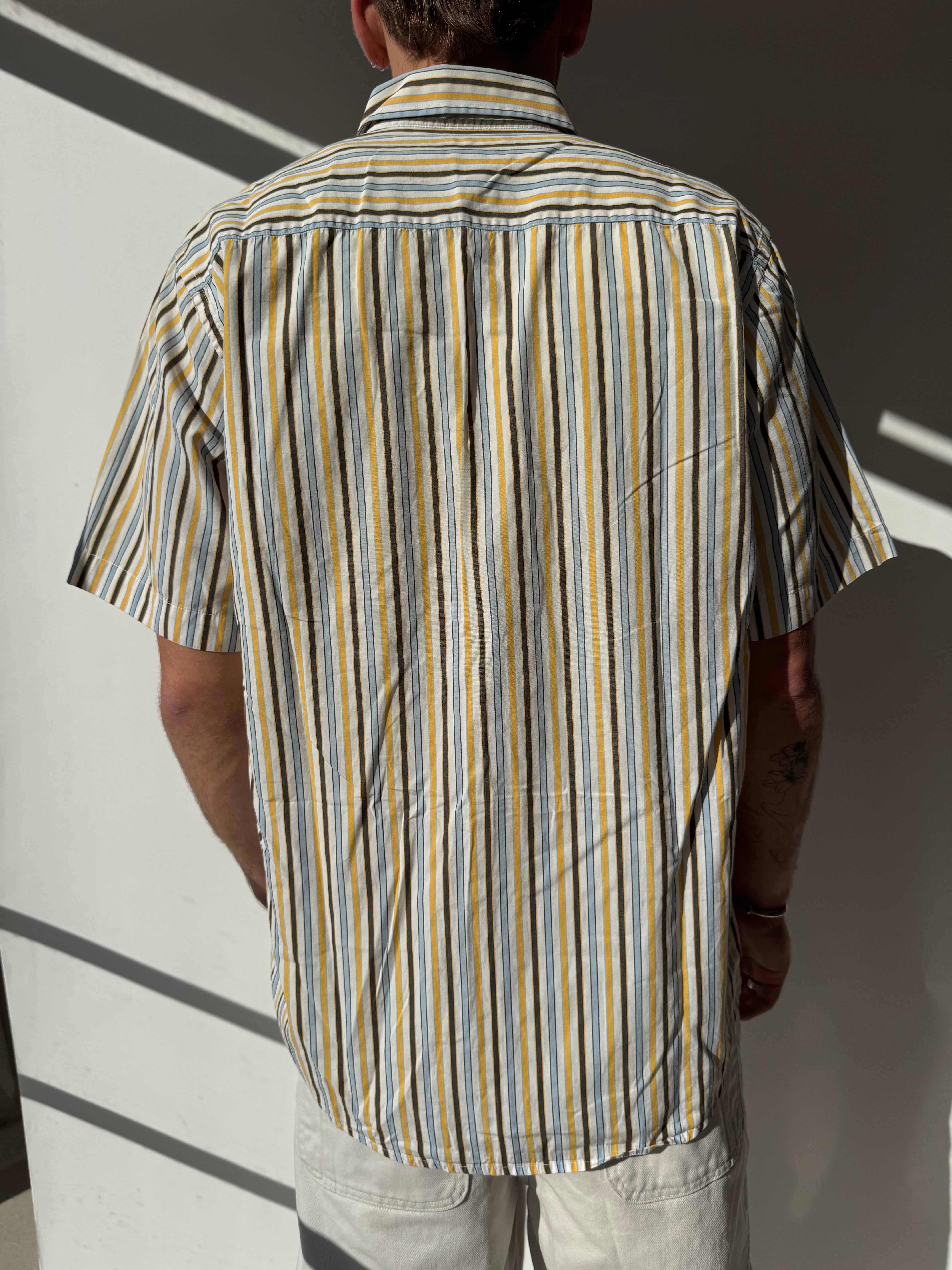 חולצת פסים מכופתרת (L)