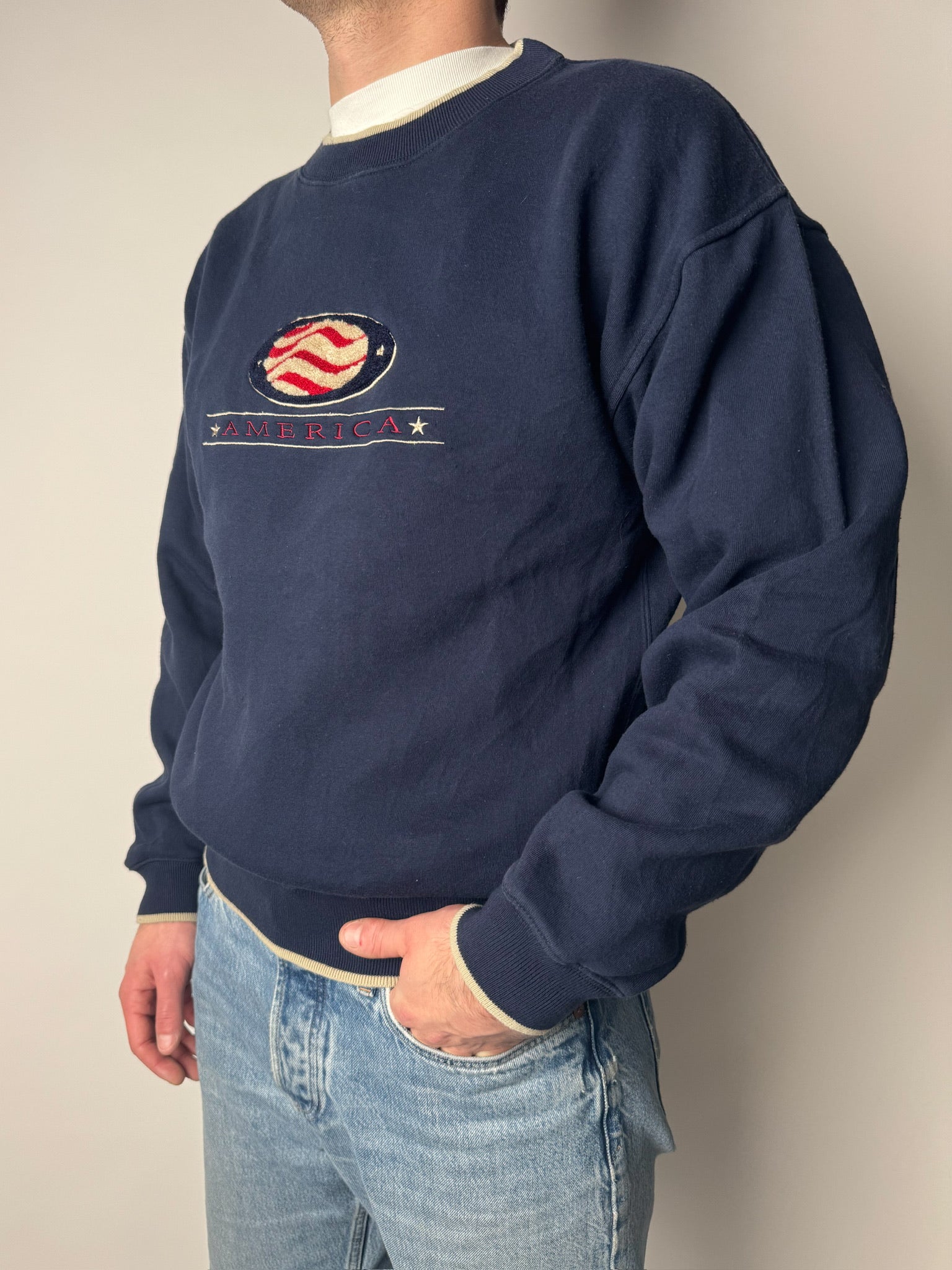 סווטשרט כחול כהה אמריקה (M)