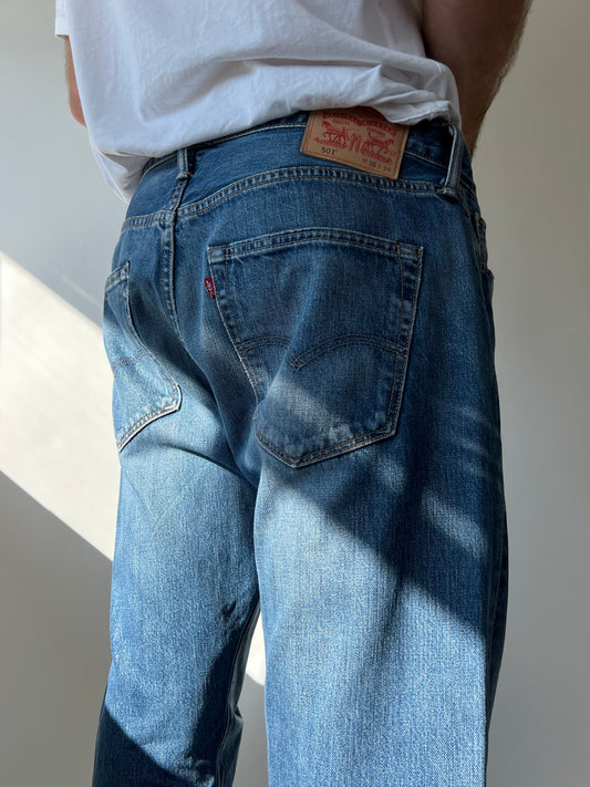 ג׳ינס Levi's 501 (46)