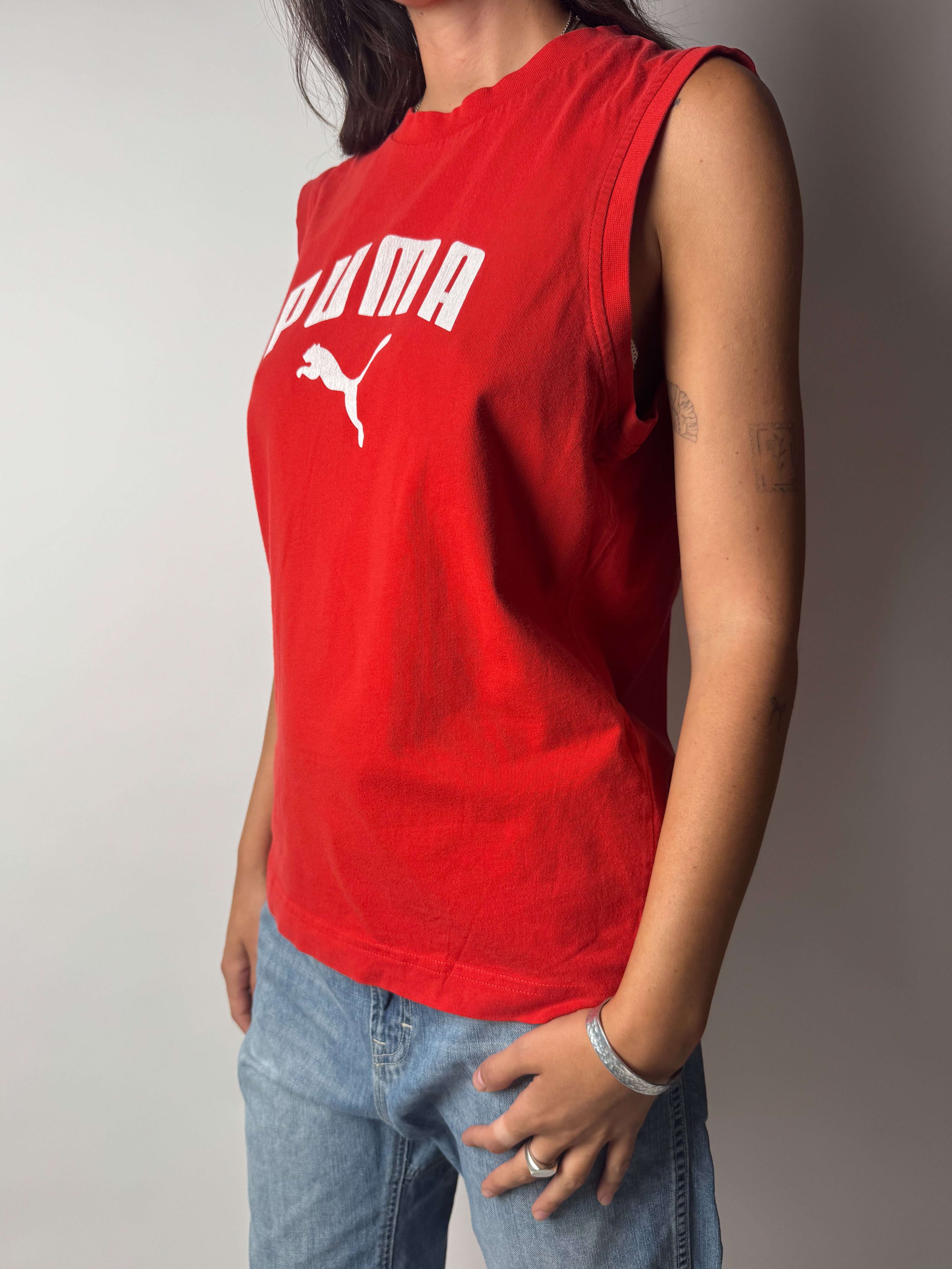 גופיית לוגו אדומה Puma (M)