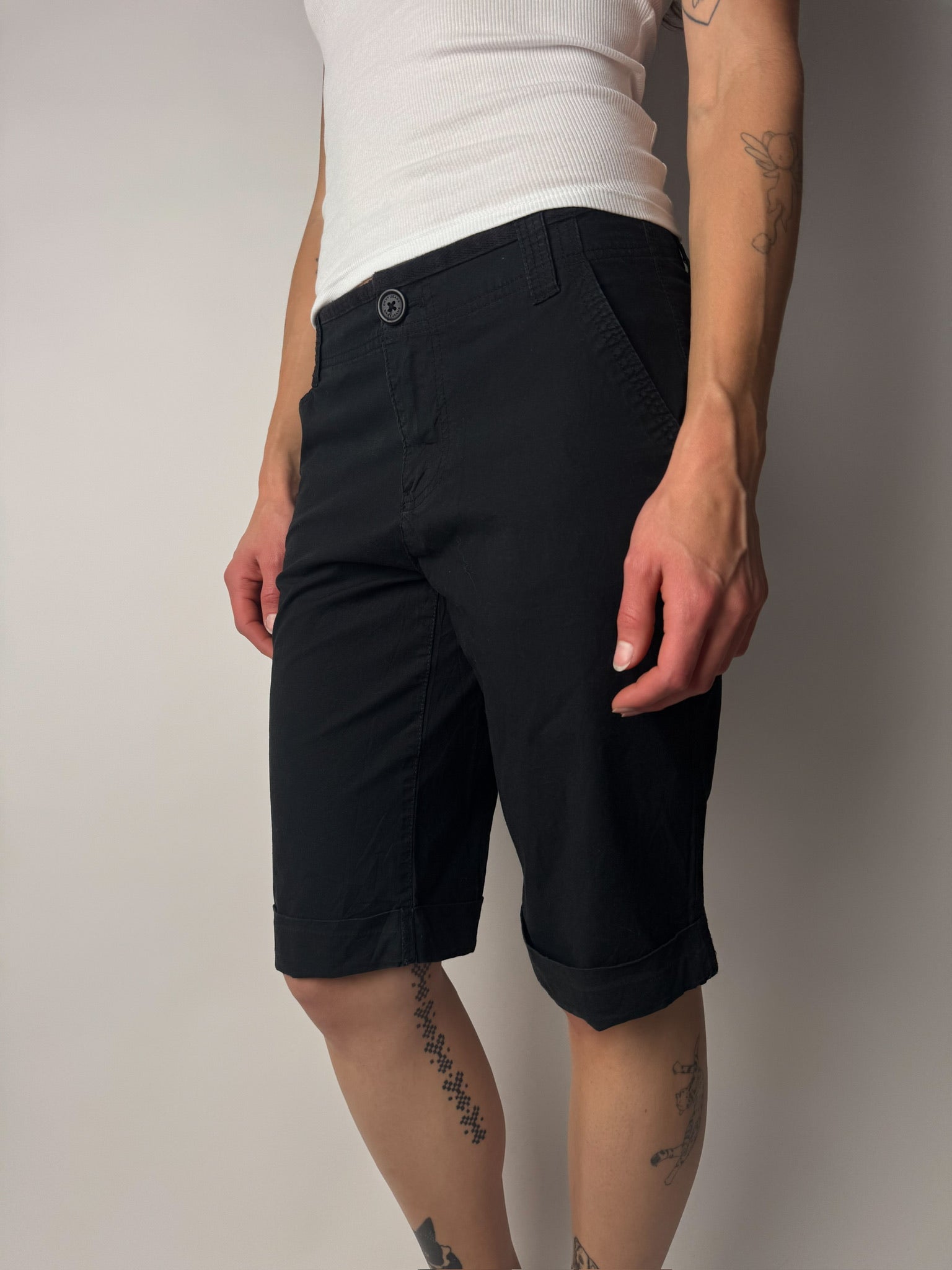 מכנסי דגמ״ח 3/4 DKNY (36)