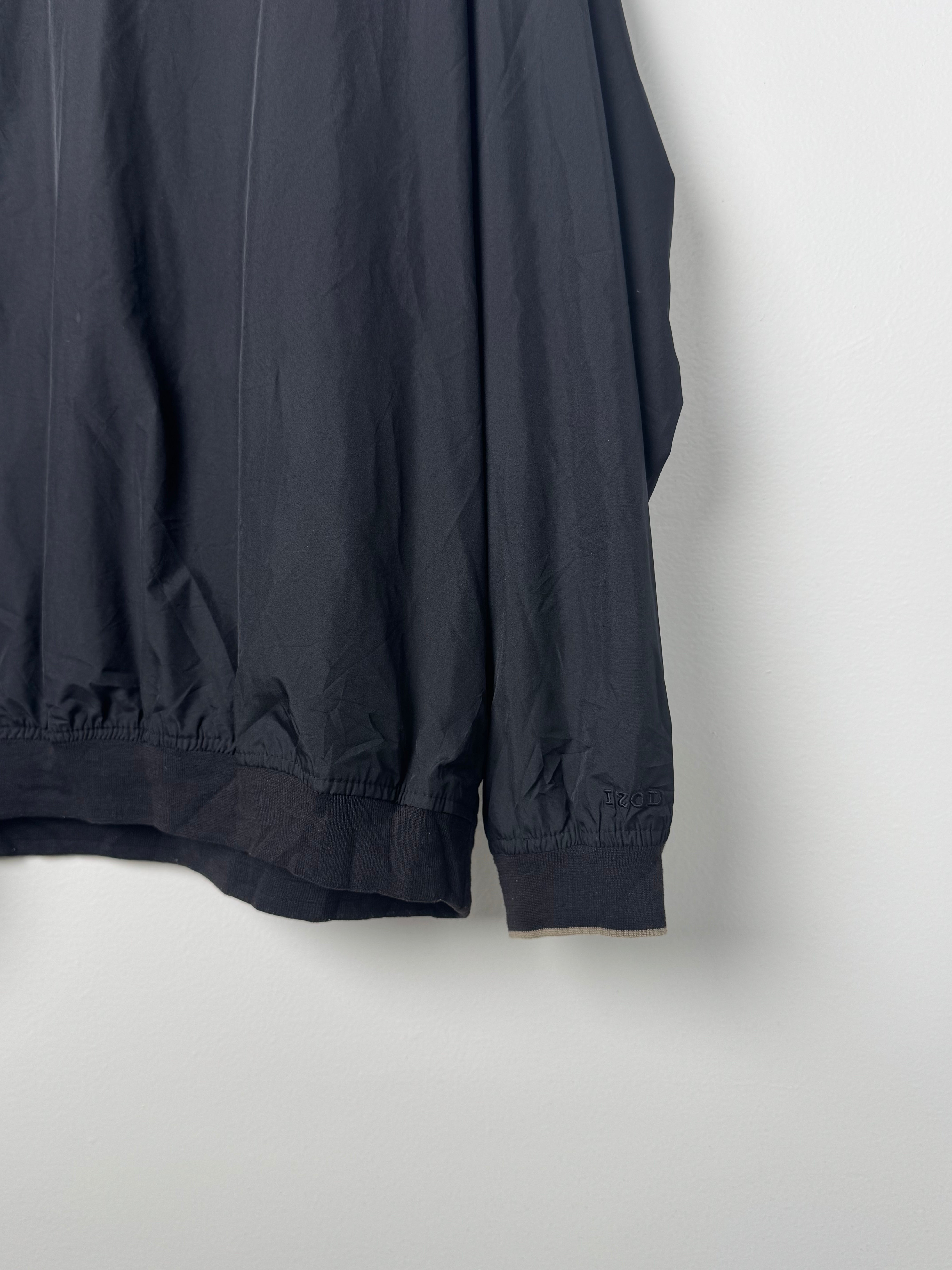 סווטשרט ניילון שחור (XL)