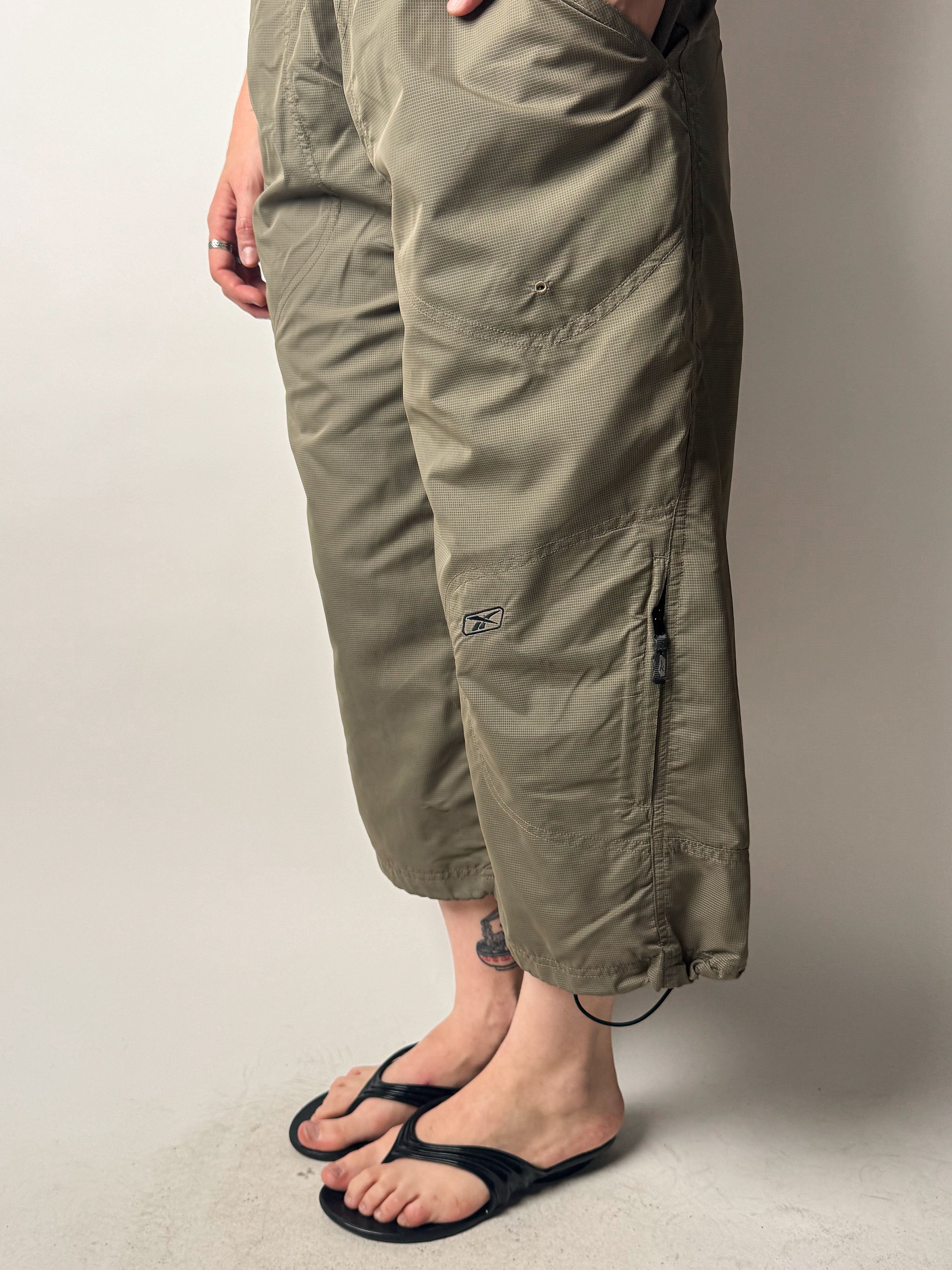 מכנסי קפרי Reebok (M)