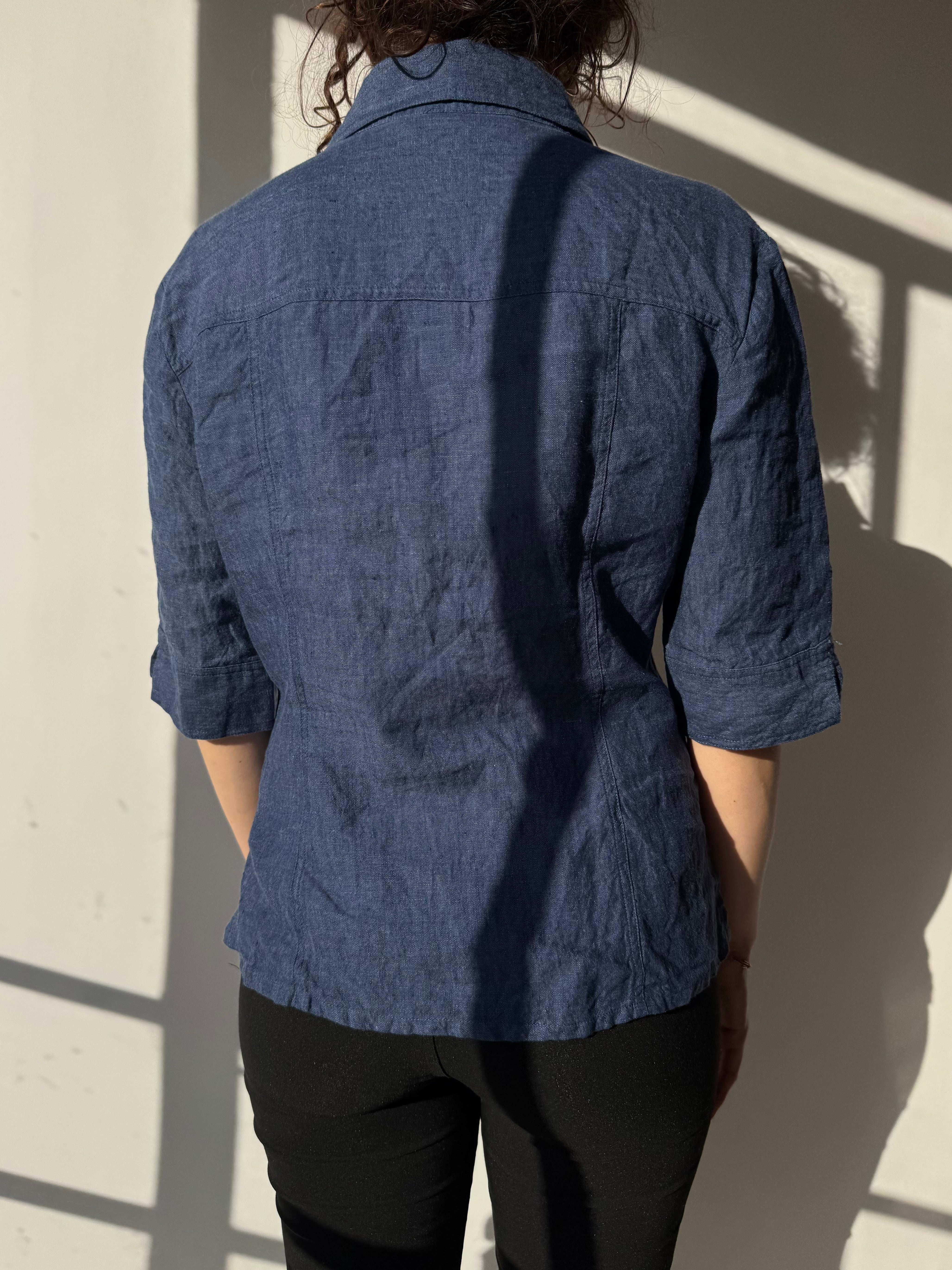 חולצת פשתן מכופתרת (M)