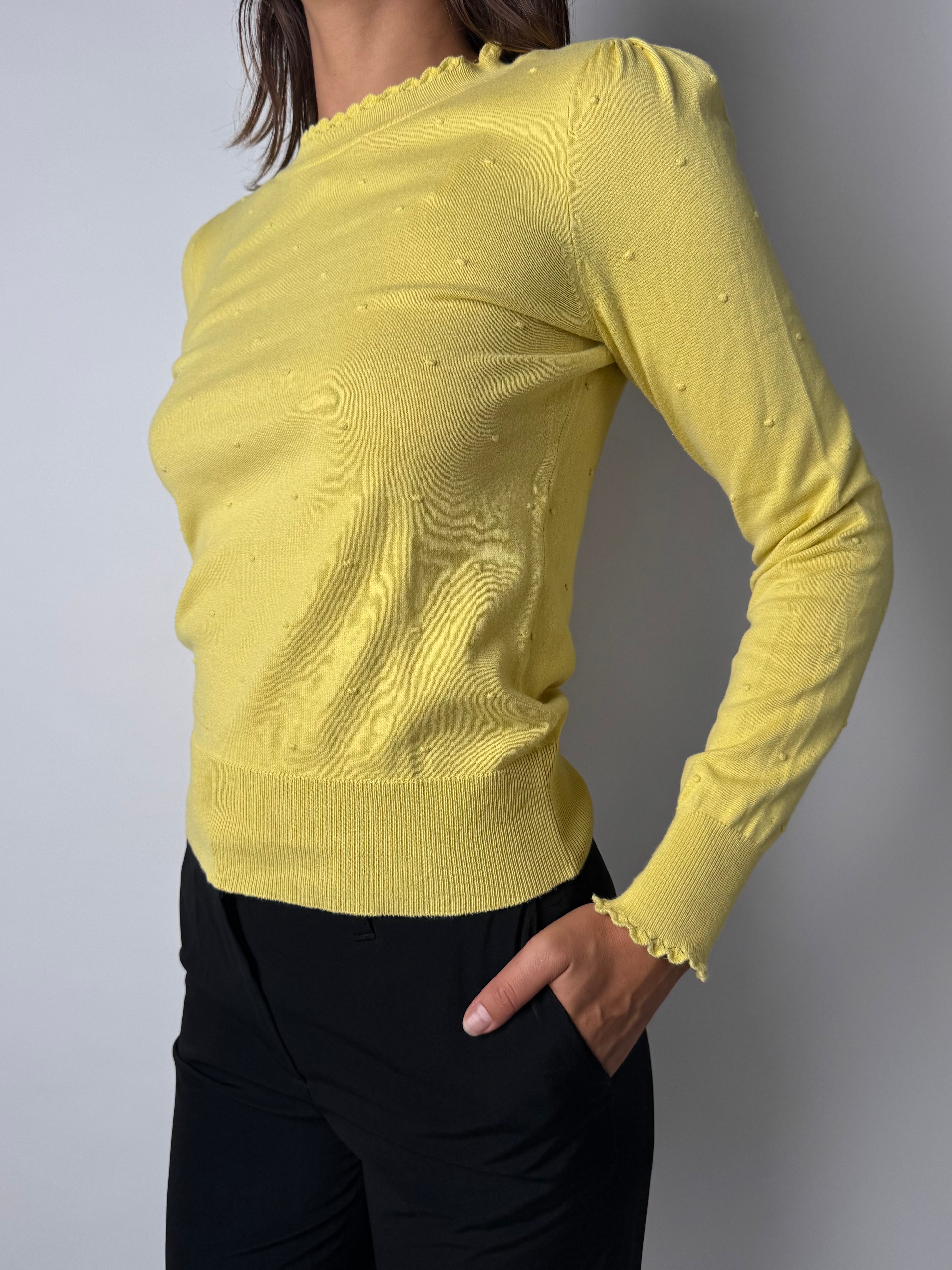 סריג צהוב בטקסטורת נקודות (S)