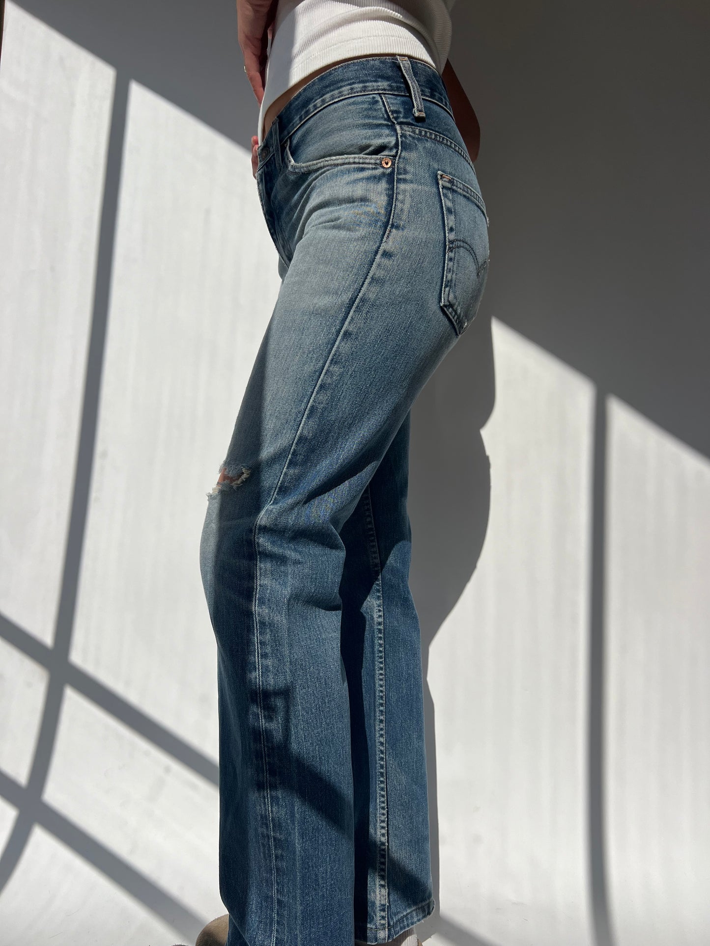 ג׳ינס עם קרעים Levi's (38)