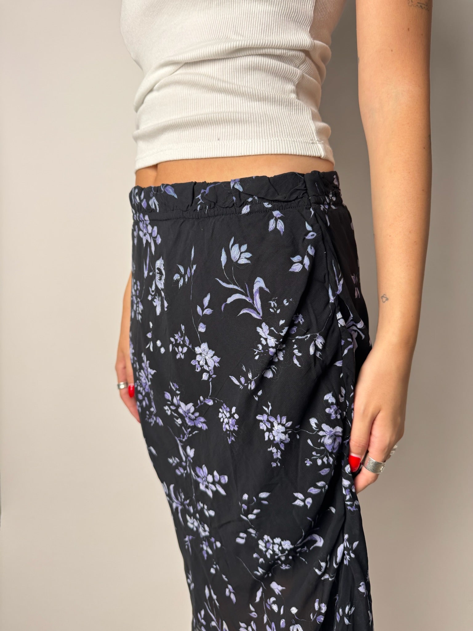 חצאית מידי פרחונית (36)