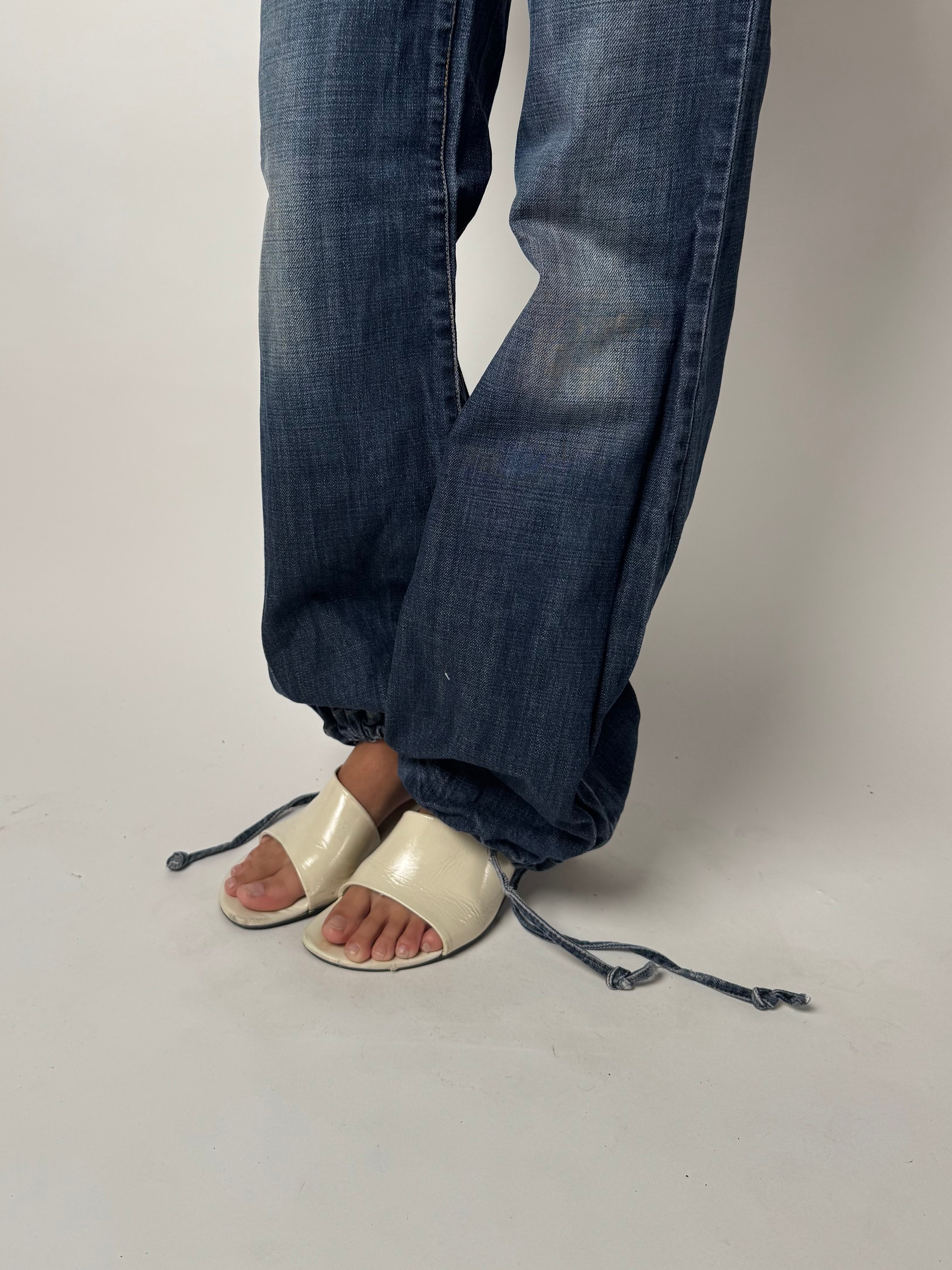 ג׳ינס בגזרה מתרחבת (34)