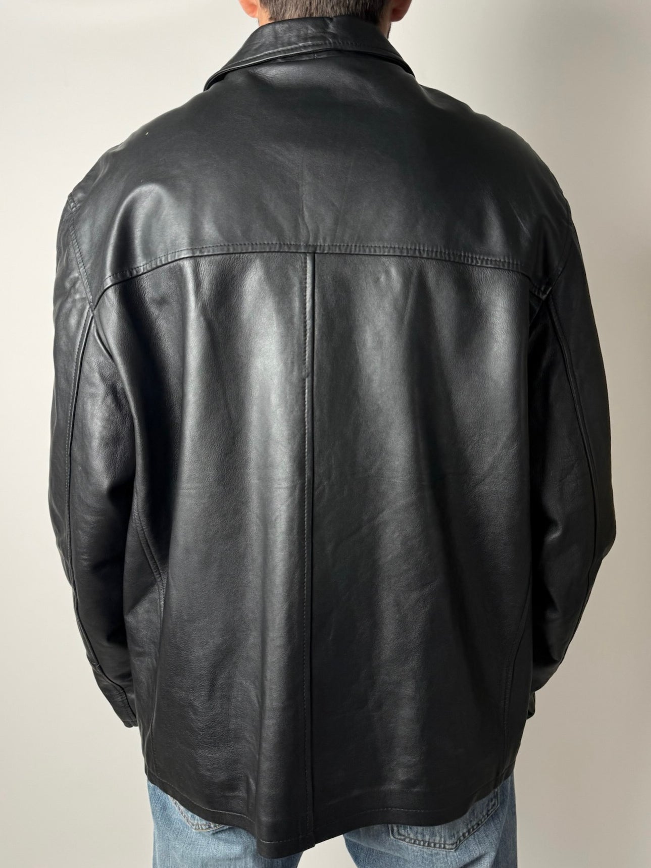 מעיל עור שחור (XL)